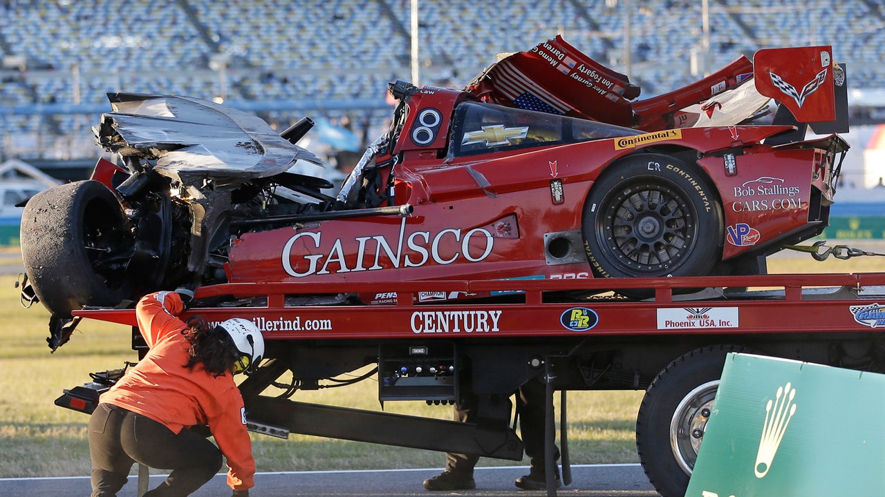 Gidley, Malucelli taken to hospital after Daytona crash